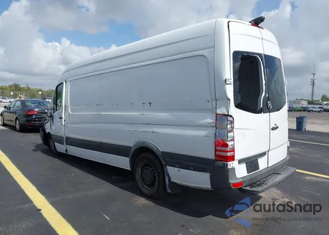 2017 Mercedes-Benz Sprinter 2500 High Roof V6 из США, поврежденный, VIN WD3PE8CD2HP523000